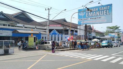 Mengenal Sejarah Rumah Sakit Emanuel